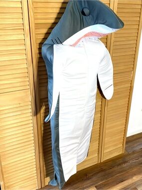 Kids Shark Costume Plush Hooded Jaws Halloween costume Finding Nemo Bruce